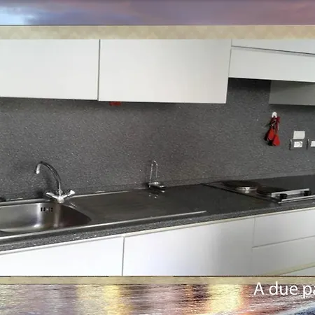 A Due Passi Dal Mare דירה ססטרי לבאנטה